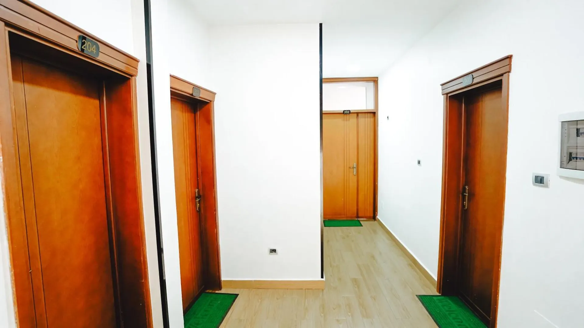 Brighton Guest House And Cafe Addis Ababa
